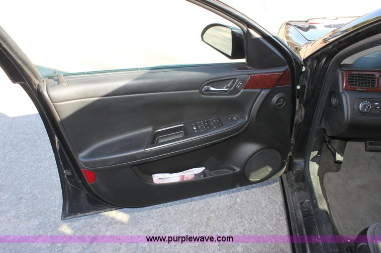 image for item B8747 2008 Chevrolet Impala LS