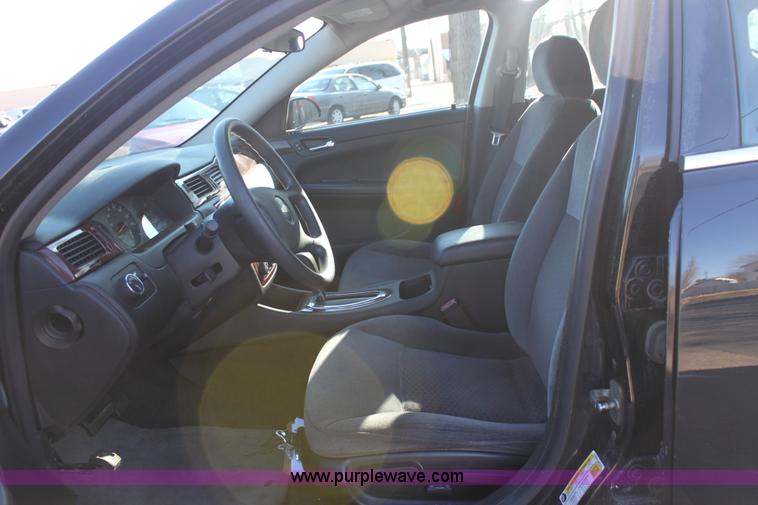 image for item B8747 2008 Chevrolet Impala LS