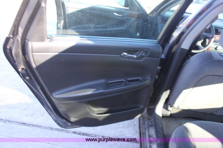 image for item B8747 2008 Chevrolet Impala LS