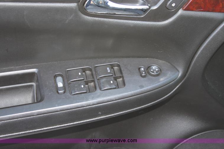 image for item B8747 2008 Chevrolet Impala LS