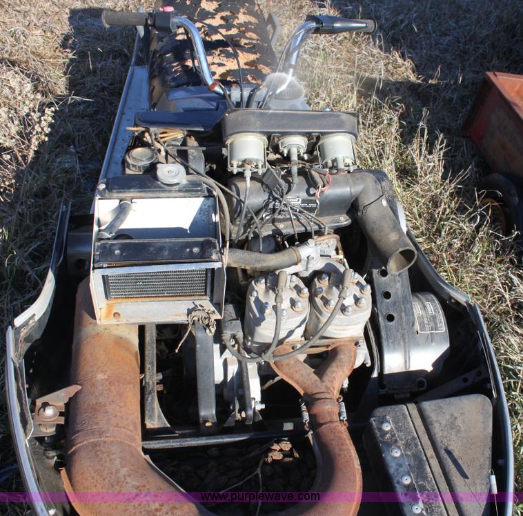 image for item B8762 1979 Kawasaki 440 Invader snow mobile