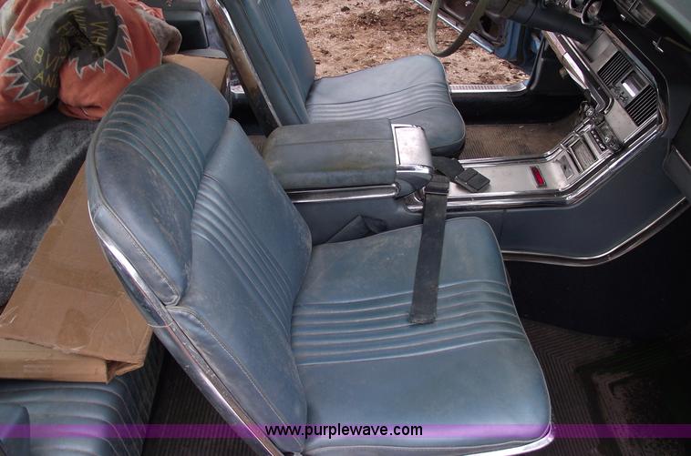 image for item C5892 1964 Ford Thunder Bird