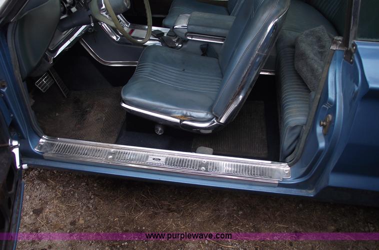 image for item C5892 1964 Ford Thunder Bird