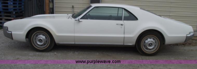 image for item C5894 1966 Oldsmobile Toronado