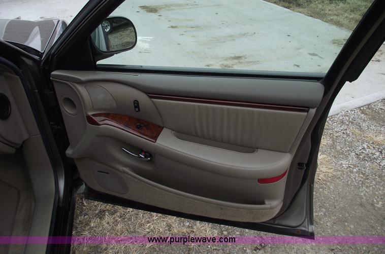 image for item C5941 1999 Buick Park Avenue Ultra
