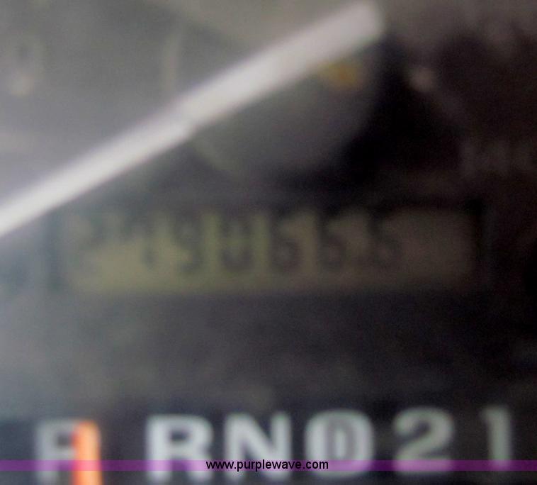 image for item D9115 1997 Ford F350 XL crew cab pickup truck