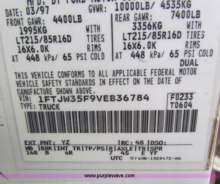 image for item D9115 1997 Ford F350 XL crew cab pickup truck