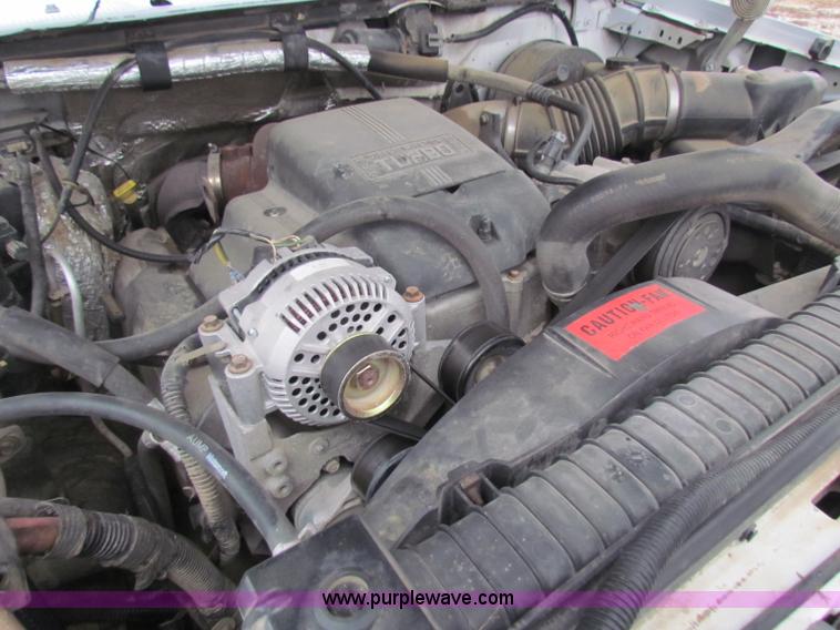 image for item D9115 1997 Ford F350 XL crew cab pickup truck