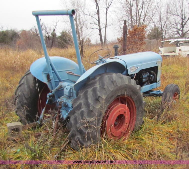 image for item D9118 Fordson Power Major tractor