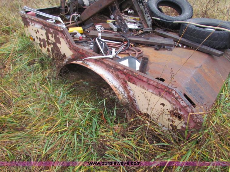 image for item D9119 Sling wrecker bed