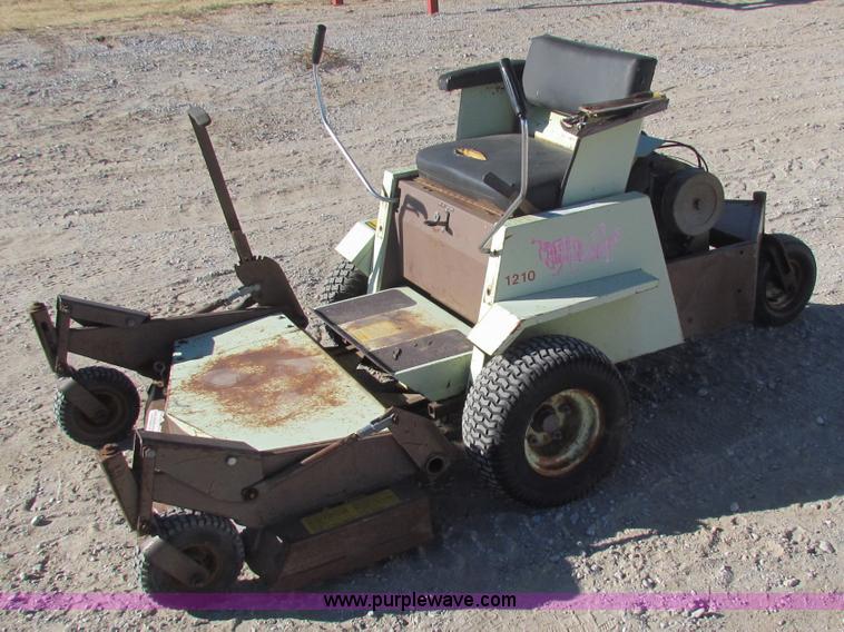 image for item D9183 Grasshopper 1210 mower