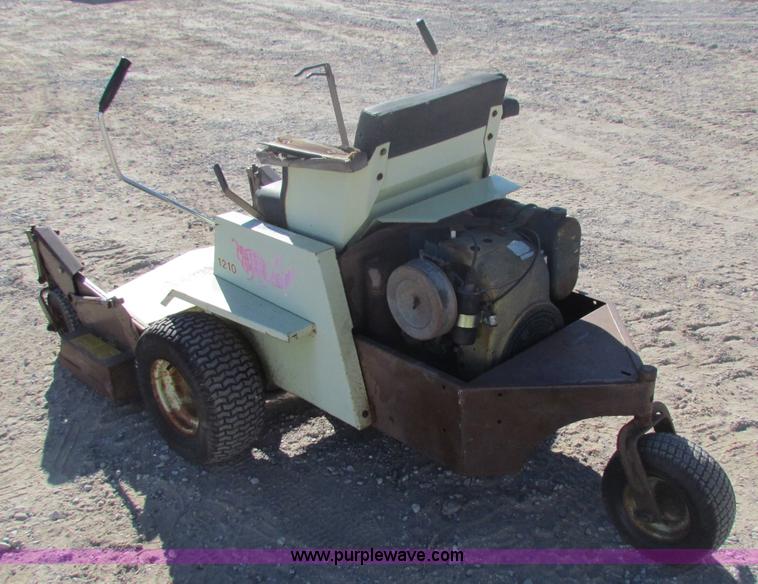 image for item D9183 Grasshopper 1210 mower