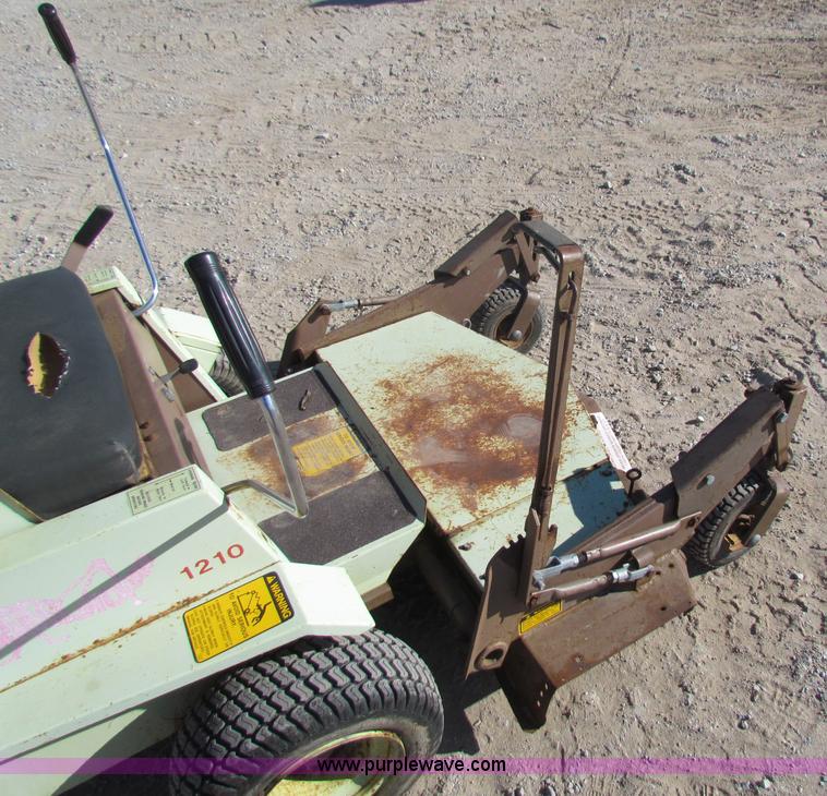 image for item D9183 Grasshopper 1210 mower