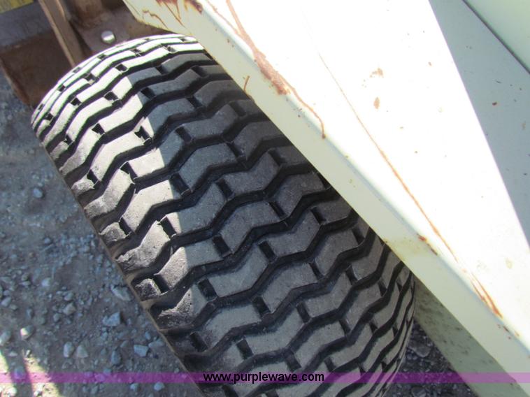 image for item D9183 Grasshopper 1210 mower