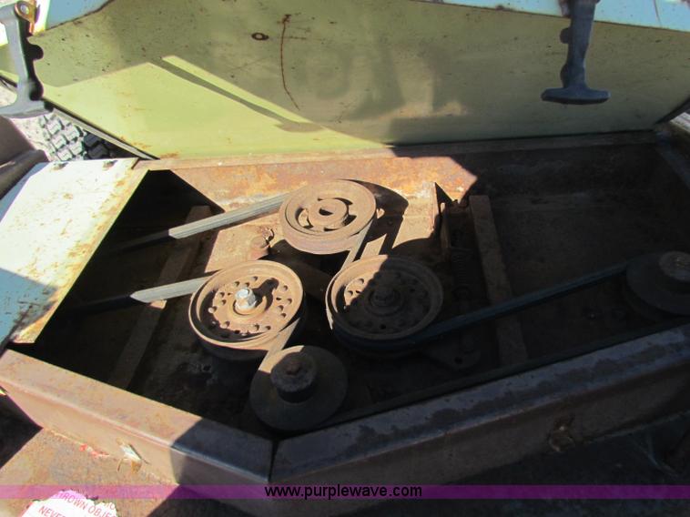 image for item D9183 Grasshopper 1210 mower