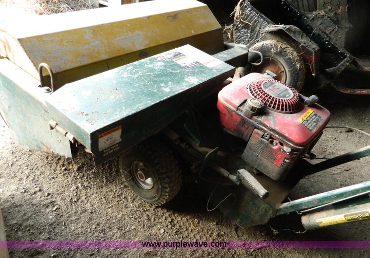 image for item E9331 Reeves 3' power broom