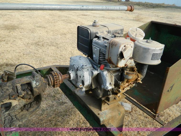 image for item E9334 1978 Reeves 380 gallon roofing equipment kettle pot