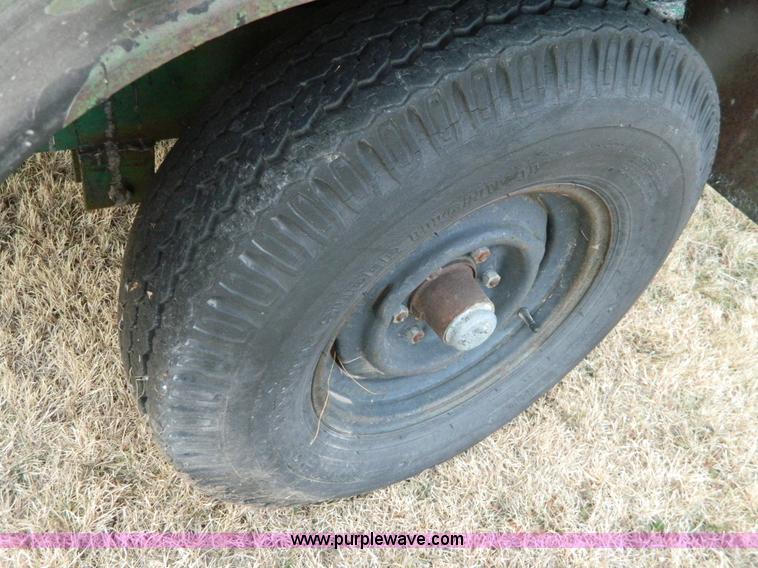 image for item E9334 1978 Reeves 380 gallon roofing equipment kettle pot