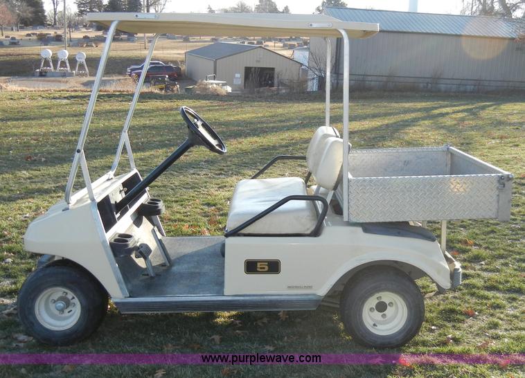 image for item H9232 Ingersoll Rand Club Car  golf cart