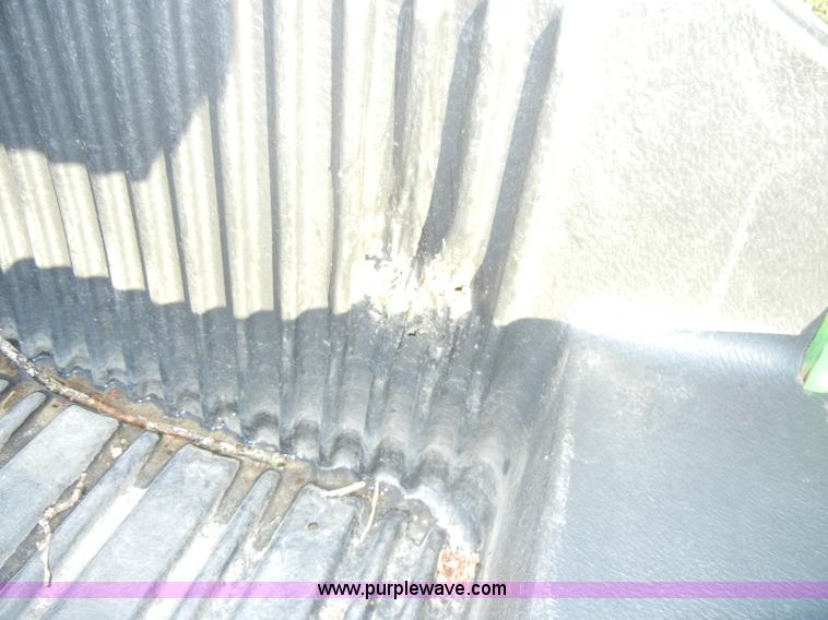 image for item H9233 John Deere 22  utility trailer