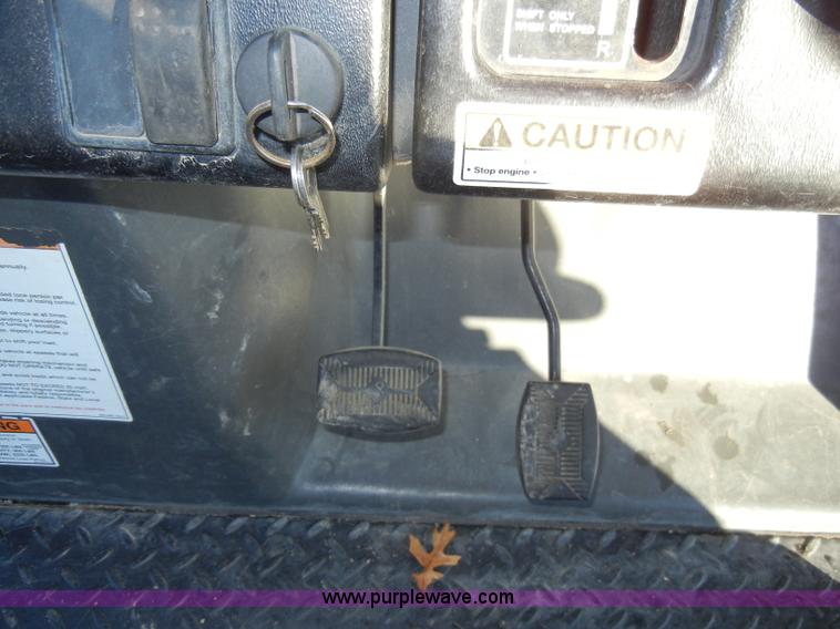 image for item H9235 2007 Land Pride Treker 4220ST  4x2 utility vehicle