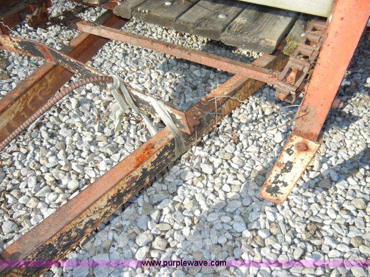 image for item H9237 Manure spreader