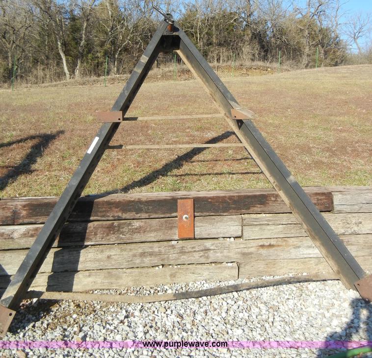 image for item H9239 Mobile home hitch