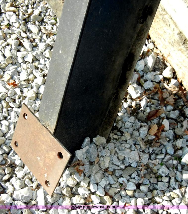 image for item H9239 Mobile home hitch