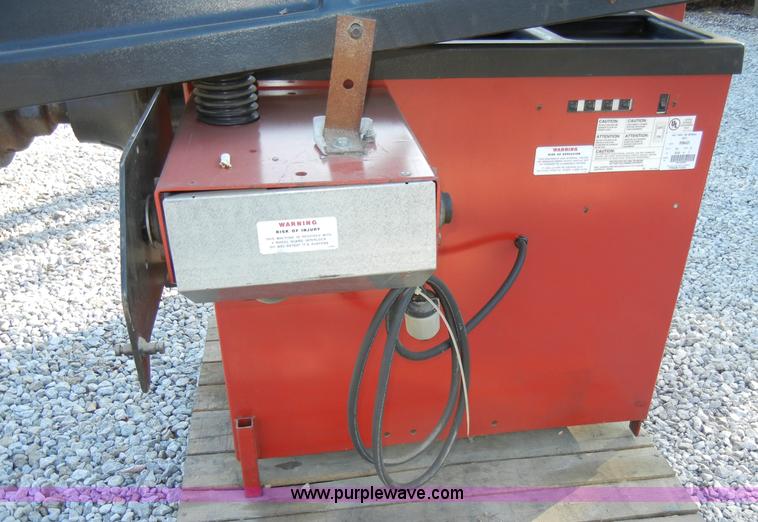 image for item H9246 Coats 6401 direct drive truck tire balancer