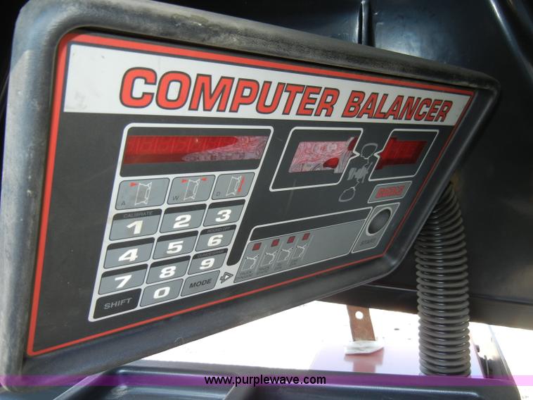 image for item H9246 Coats 6401 direct drive truck tire balancer