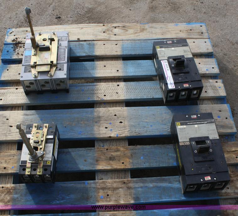 image for item H9508 (4) three phase breakers