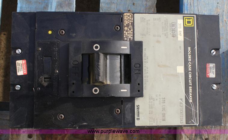image for item H9508 (4) three phase breakers