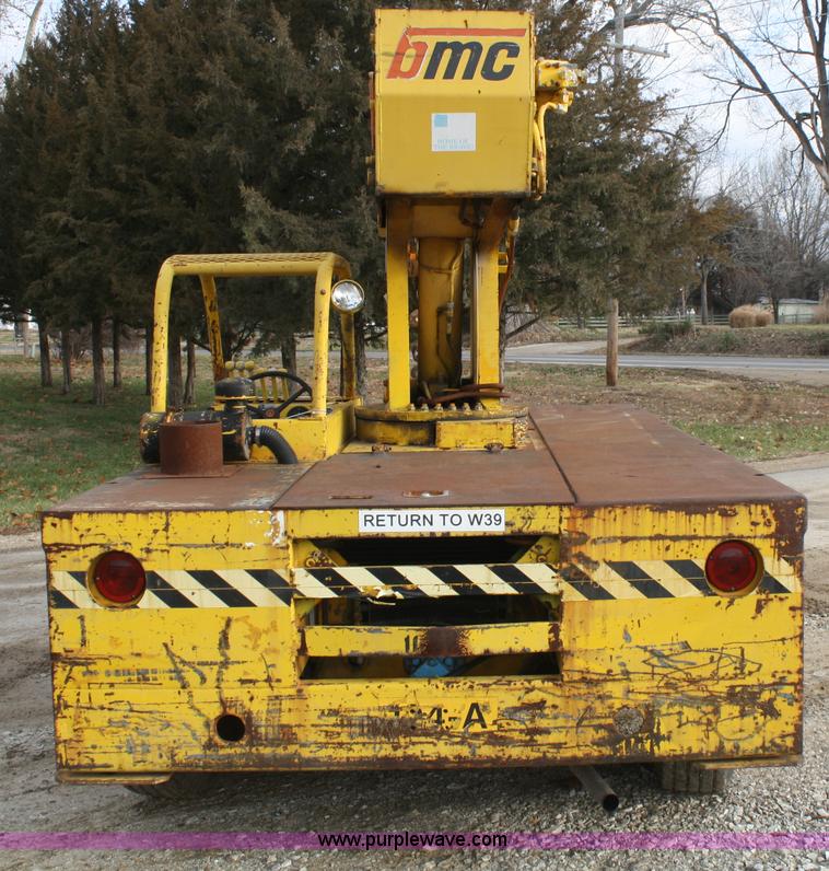 image for item A6510 Broderson BMC IC70-ZB crane with jib boom