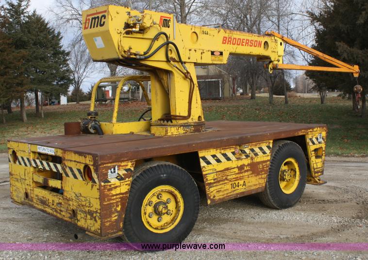 image for item A6510 Broderson BMC IC70-ZB crane with jib boom