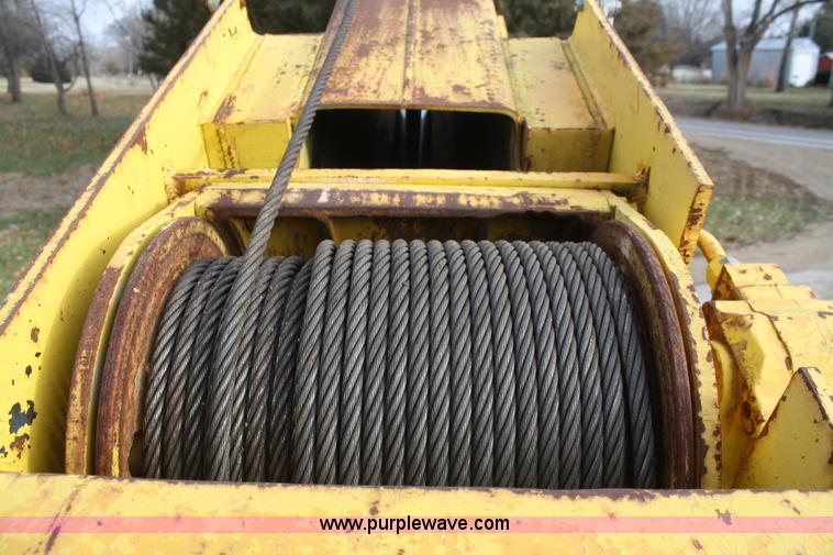 image for item A6510 Broderson BMC IC70-ZB crane with jib boom