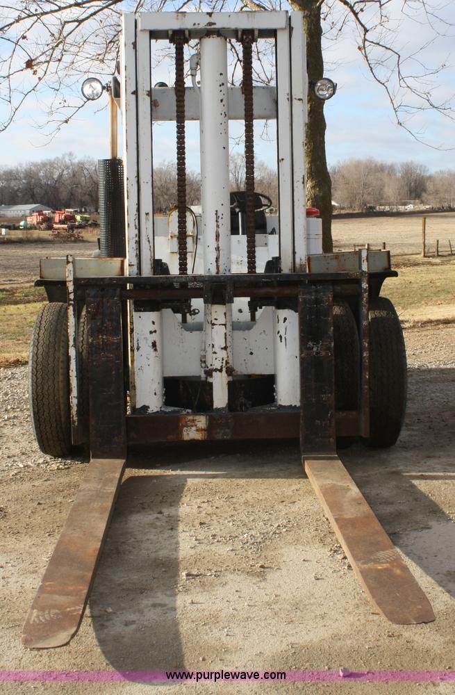 image for item A6511 Hyster H180E forklift