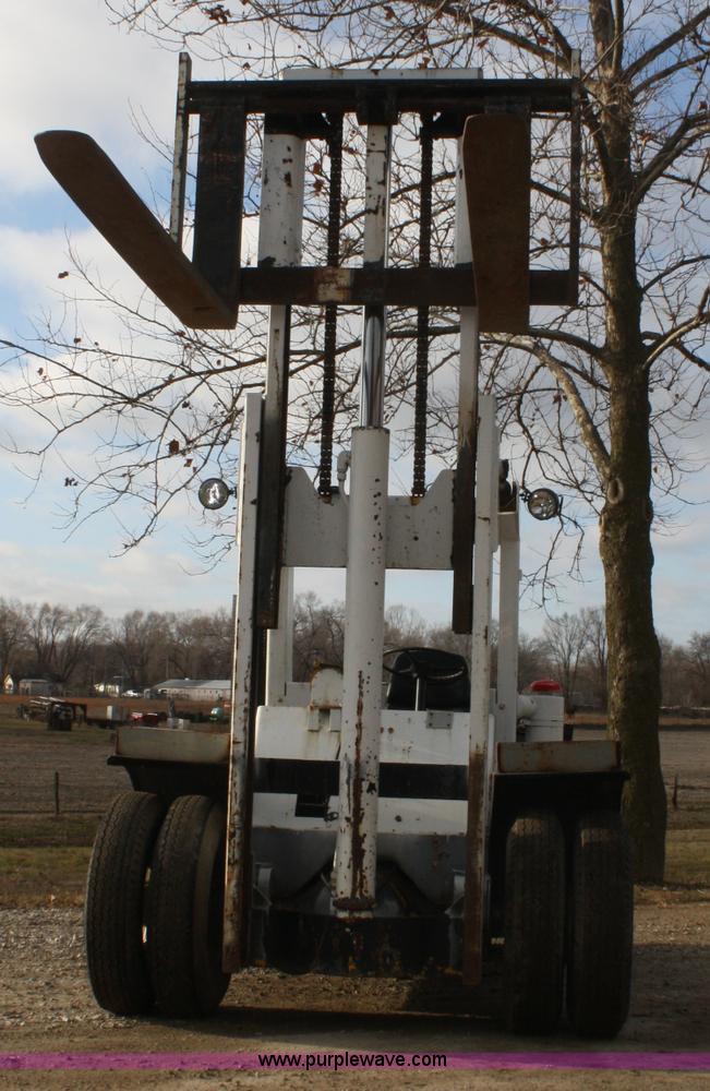 image for item A6511 Hyster H180E forklift