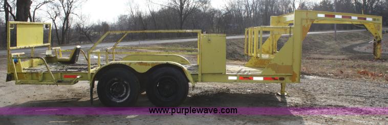 image for item A6606 1993 tandem axle gooseneck trailer