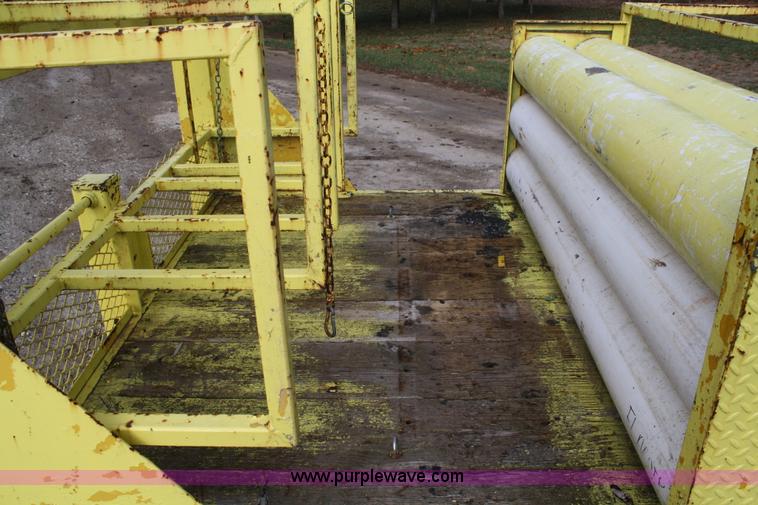 image for item A6606 1993 tandem axle gooseneck trailer