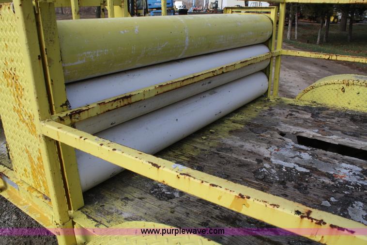 image for item A6606 1993 tandem axle gooseneck trailer