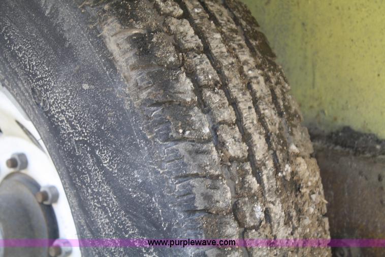 image for item A6607 2003 tandem axle gooseneck trailer