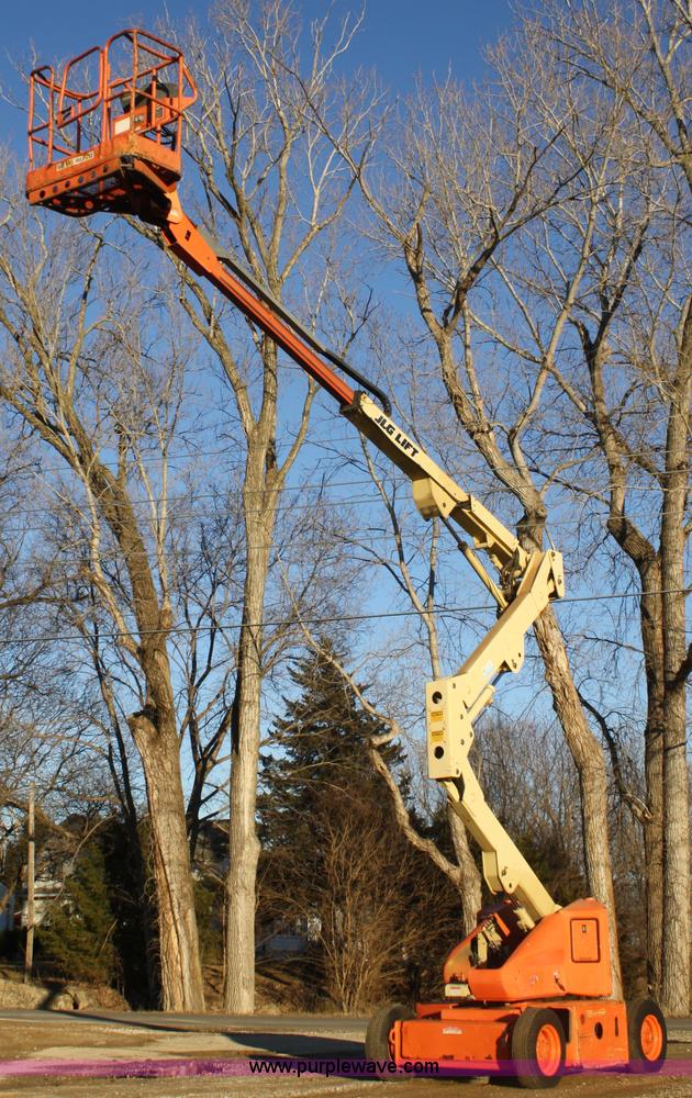 image for item A6617 1998 JLG 40IC boom lift