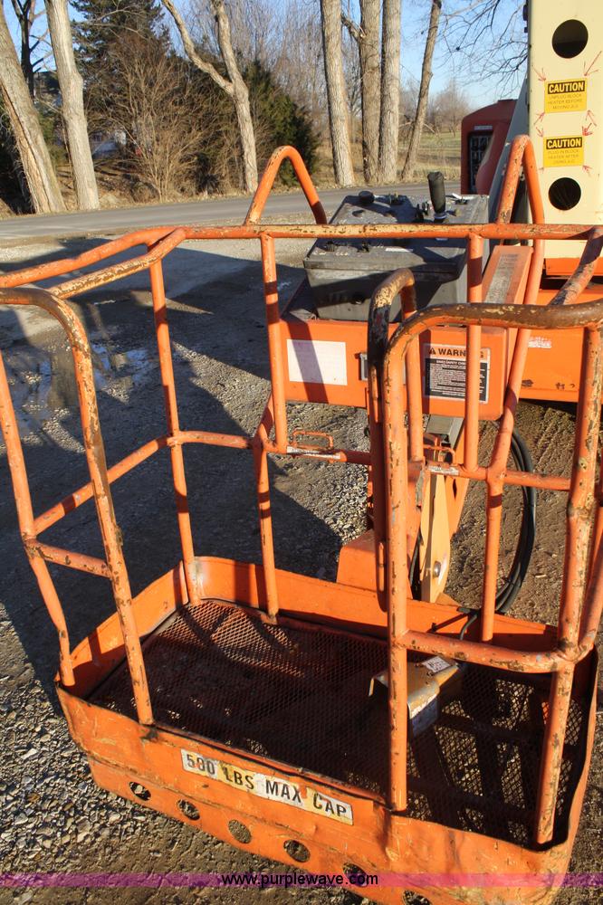 image for item A6617 1998 JLG 40IC boom lift