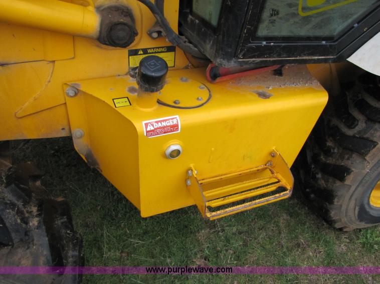 image for item B2159 2006 JCB 212S Series III backhoe