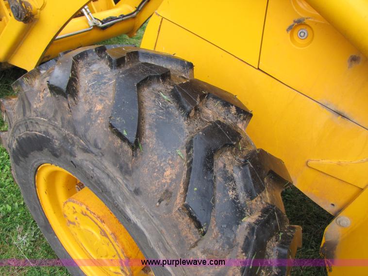 image for item B2159 2006 JCB 212S Series III backhoe