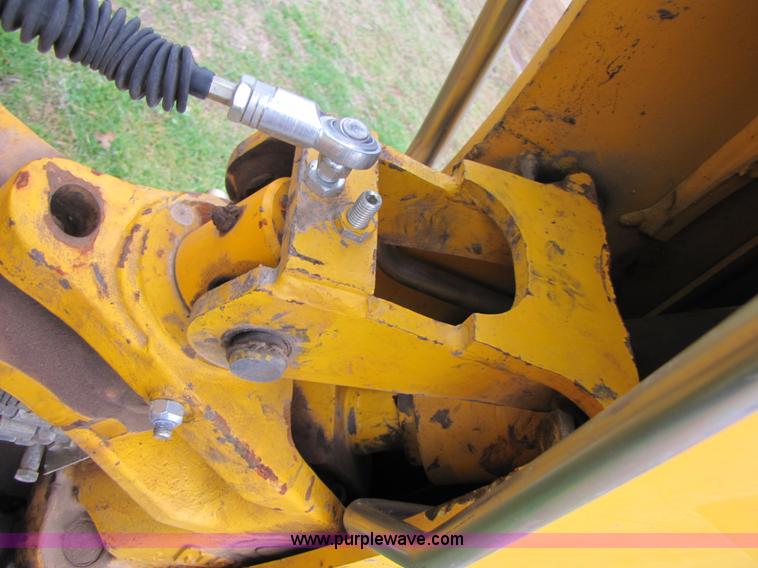 image for item B2159 2006 JCB 212S Series III backhoe