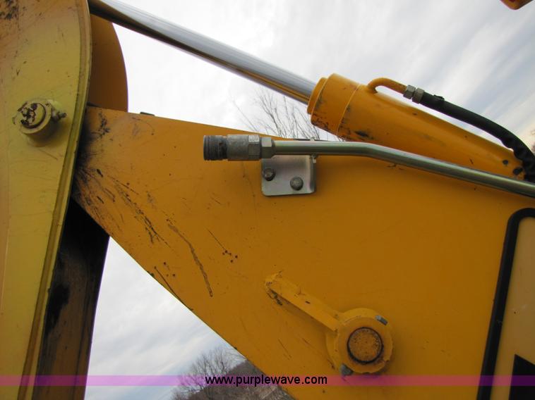 image for item B2159 2006 JCB 212S Series III backhoe