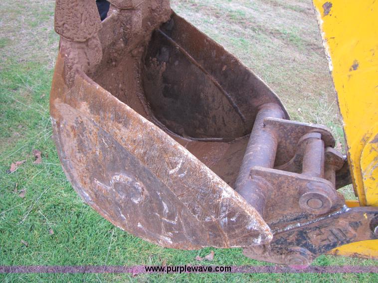 image for item B2159 2006 JCB 212S Series III backhoe