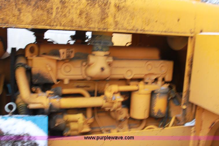 image for item B8776 Galion vibro-static single drum roller