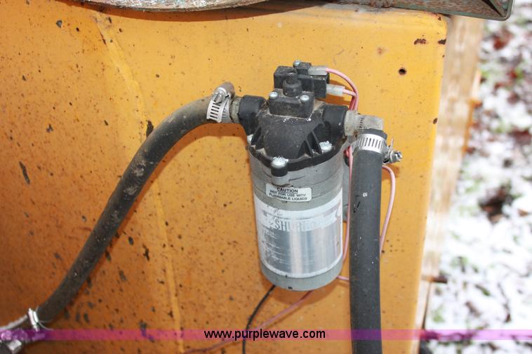 image for item B8776 Galion vibro-static single drum roller